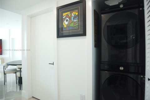 Copropriété à vendre à Miami, Floride: 2 chambres, 86.86 m2 № 1706985 - photo 6