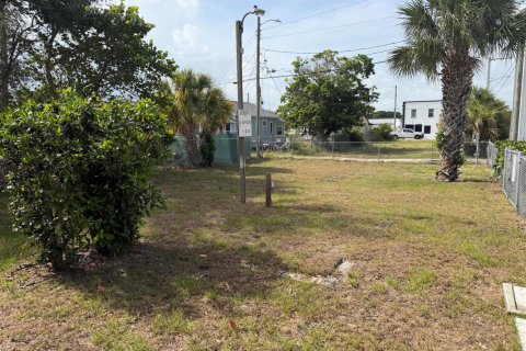 House in West Palm Beach, Florida 4 bedrooms, 97.55 sq.m. № 2245778 - photo 19