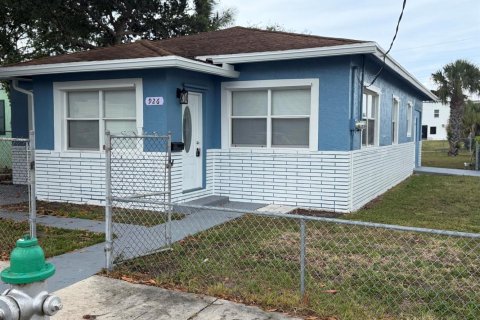 House in West Palm Beach, Florida 4 bedrooms, 97.55 sq.m. № 2245778