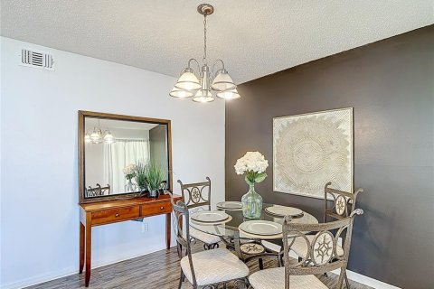 Condo in Kissimmee, Florida, 3 bedrooms  № 1656620 - photo 19