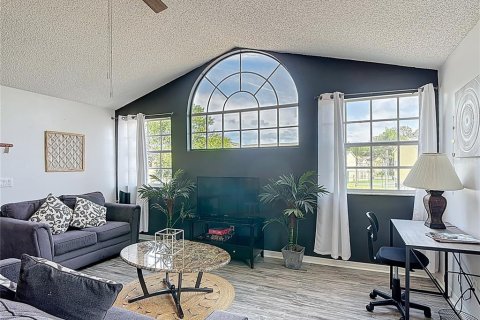 Condo in Kissimmee, Florida, 3 bedrooms  № 1656620 - photo 11