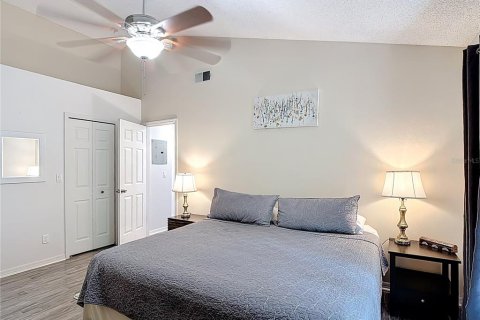 Condo in Kissimmee, Florida, 3 bedrooms  № 1656620 - photo 27