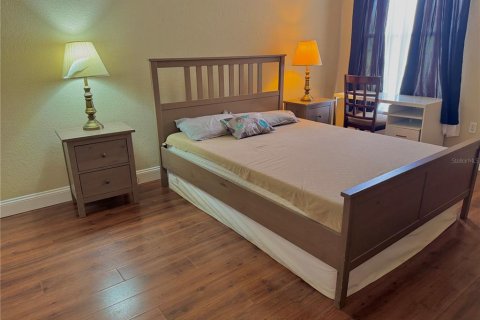Condo in Kissimmee, Florida, 3 bedrooms № 2217293 - photo 10