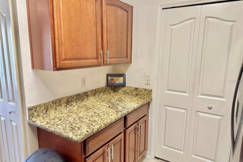 Condo in Kissimmee, Florida, 3 bedrooms № 2217293 - photo 4