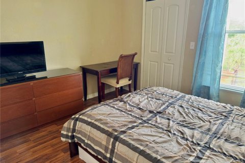 Condo in Kissimmee, Florida, 3 bedrooms № 2217293 - photo 12