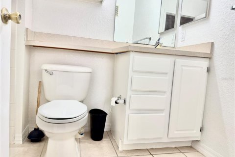 Condo in Kissimmee, Florida, 3 bedrooms № 2217293 - photo 15