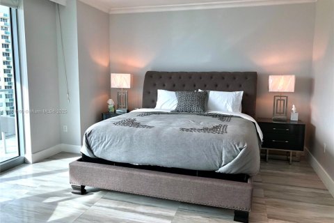 Купить кондоминиум в Холливуд, Флорида 3 спальни, 214.42м2, № 1940115 - фото 20