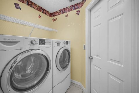 Touwnhouse à vendre à Oldsmar, Floride: 3 chambres, 134.89 m2 № 1898896 - photo 13