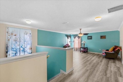 House in Kissimmee, Florida 4 bedrooms, 319.03 sq.m. № 2351945 - photo 11