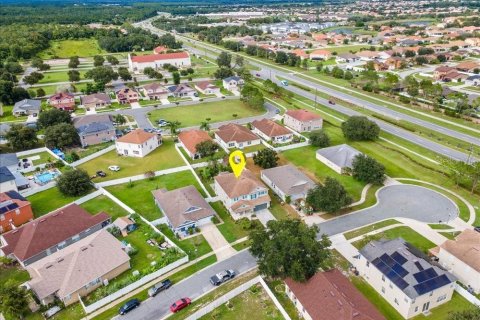 House in Kissimmee, Florida 4 bedrooms, 319.03 sq.m. № 2351945 - photo 24