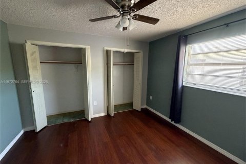 Снять в аренду виллу или дом в Майами, Флорида 3 спальни, 270.07м2, № 2033178 - фото 5