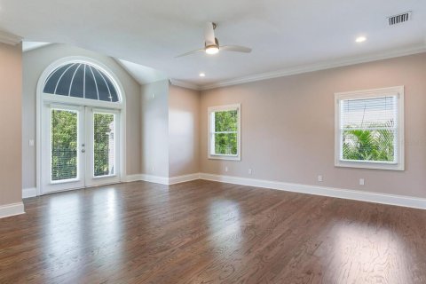 Casa en alquiler en Tampa, Florida, 5 dormitorios, 516.63 m2 № 1568253 - foto 24