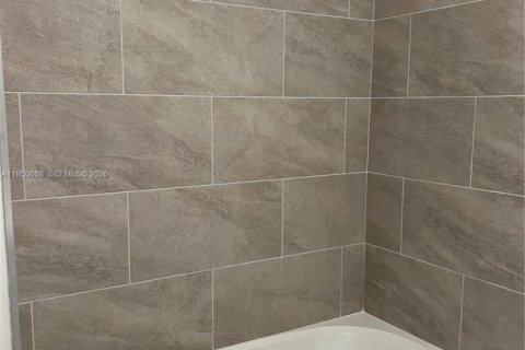 Снять в аренду виллу или дом в Локсахатчи-Гроувс, Флорида 3 спальни, 168.25м2, № 2005627 - фото 5