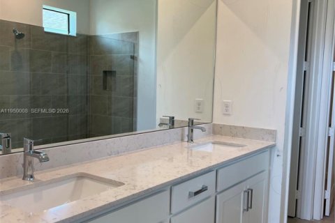 Снять в аренду виллу или дом в Локсахатчи-Гроувс, Флорида 3 спальни, 168.25м2, № 2005627 - фото 13