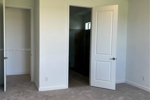 Снять в аренду виллу или дом в Локсахатчи-Гроувс, Флорида 3 спальни, 168.25м2, № 2005627 - фото 12