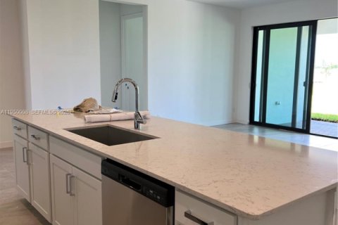 Снять в аренду виллу или дом в Локсахатчи-Гроувс, Флорида 3 спальни, 168.25м2, № 2005627 - фото 17