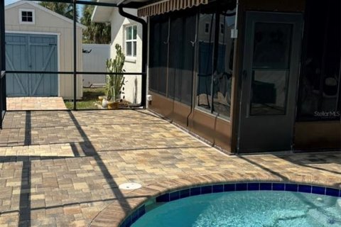 House in Hernando Beach, Florida 3 bedrooms, 152.73 sq.m. № 1824647 - photo 20