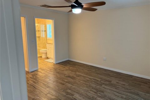 House in Hernando Beach, Florida 3 bedrooms, 152.73 sq.m. № 1824647 - photo 10