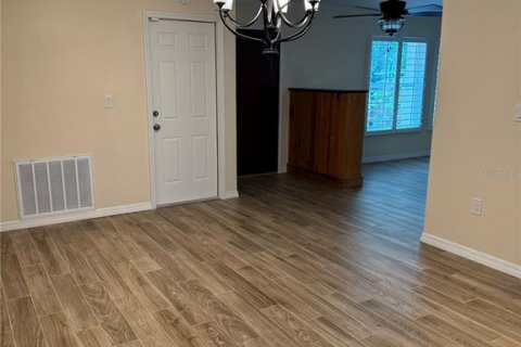 House in Hernando Beach, Florida 3 bedrooms, 152.73 sq.m. № 1824647 - photo 5