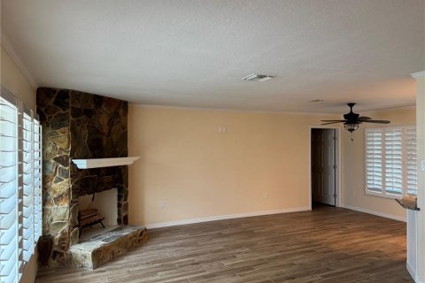 House in Hernando Beach, Florida 3 bedrooms, 152.73 sq.m. № 1824647 - photo 4