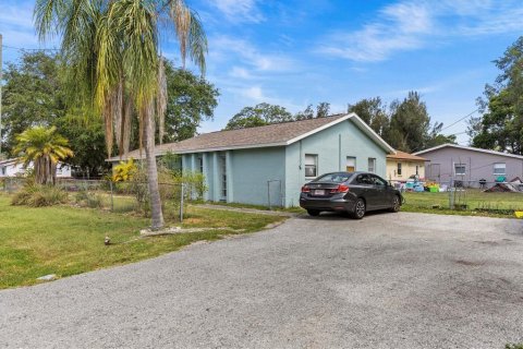 Commercial property in Clearwater, Florida 4 bedrooms, 153.47 sq.m. № 1648979 - photo 5
