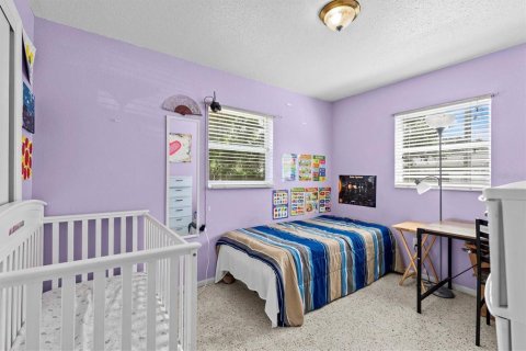 Commercial property in Clearwater, Florida 4 bedrooms, 153.47 sq.m. № 1648979 - photo 16