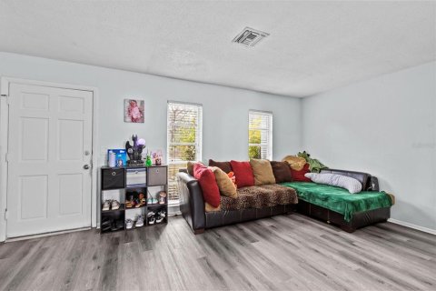 Commercial property in Clearwater, Florida 4 bedrooms, 153.47 sq.m. № 1648979 - photo 19