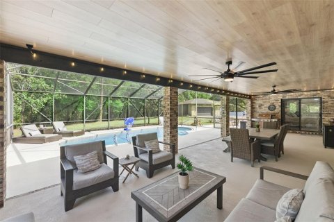 House in Port Orange, Florida 4 bedrooms, 279.64 sq.m. № 2093513 - photo 27