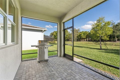 House in Saint Lucie, Florida 2 bedrooms, 198.25 sq.m. № 2092304 - photo 10