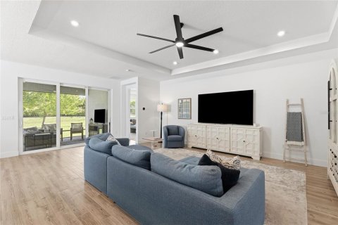 House in Saint Lucie, Florida 2 bedrooms, 198.25 sq.m. № 2092304 - photo 4