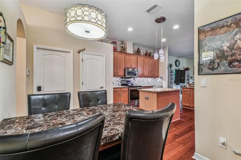 Casa en venta en Tampa, Florida, 4 dormitorios, 243.31 m2 № 1855772 - foto 16