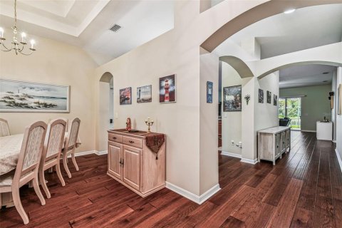 Casa en venta en Tampa, Florida, 4 dormitorios, 243.31 m2 № 1855772 - foto 9
