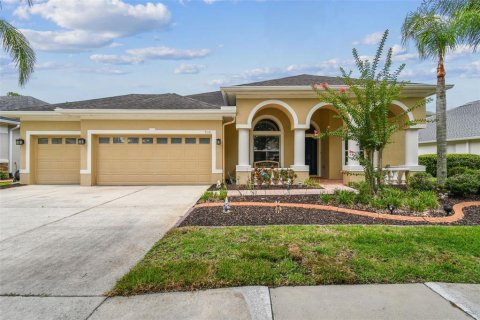 Casa en venta en Tampa, Florida, 4 dormitorios, 243.31 m2 № 1855772 - foto 2