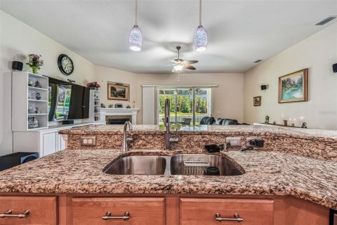 Casa en venta en Tampa, Florida, 4 dormitorios, 243.31 m2 № 1855772 - foto 24
