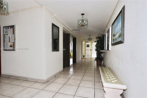 Copropriété à louer à Aventura, Floride: 2 chambres, 95.41 m2 № 1947773 - photo 26