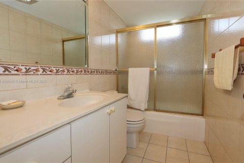 Copropriété à louer à Aventura, Floride: 2 chambres, 95.41 m2 № 1947773 - photo 21