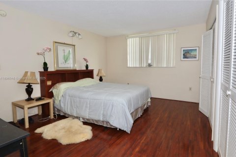 Copropriété à louer à Aventura, Floride: 2 chambres, 95.41 m2 № 1947773 - photo 13