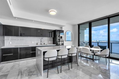 Copropriété à vendre à Miami, Floride: 2 chambres, 150.97 m2 № 1992556 - photo 8