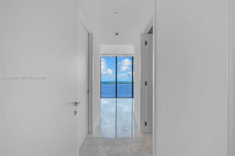 Copropriété à vendre à Miami, Floride: 2 chambres, 150.97 m2 № 1992556 - photo 20