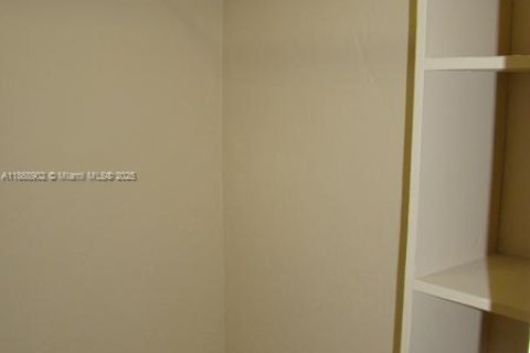 Copropriété à vendre à Miami, Floride: 1 chambre, 51.84 m2 № 1986753 - photo 7