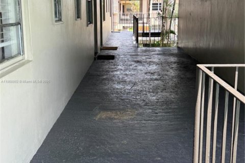 Copropriété à vendre à Miami, Floride: 1 chambre, 51.84 m2 № 1986753 - photo 13