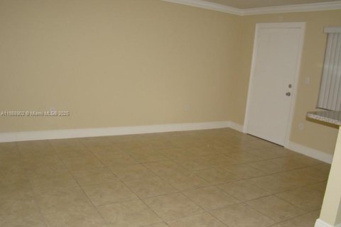 Copropriété à vendre à Miami, Floride: 1 chambre, 51.84 m2 № 1986753 - photo 3