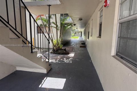Copropriété à vendre à Miami, Floride: 1 chambre, 51.84 m2 № 1986753 - photo 14