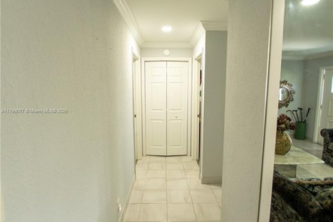 Villa ou maison à vendre à Plantation, Floride: 2 chambres, 96.99 m2 № 1748325 - photo 8