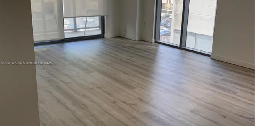 Apartment in Miami, Florida 2 bedrooms, 78.22 sq.m. № 1895328