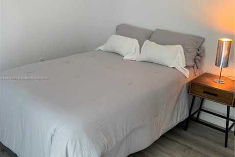 Apartment in Miami, Florida 2 bedrooms, 78.22 sq.m. № 1895328 - photo 4