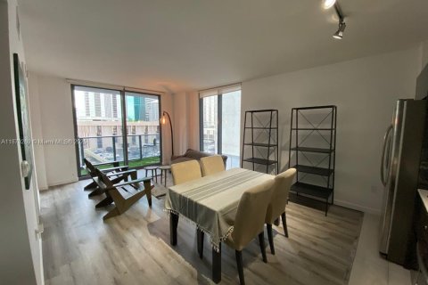 Apartment in Miami, Florida 2 bedrooms, 78.22 sq.m. № 1895328 - photo 2