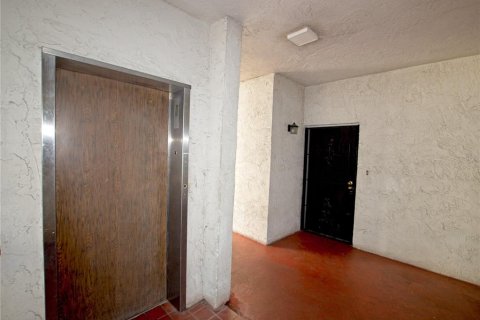 Copropriété à vendre à Orlando, Floride: 2 chambres, 115.94 m2 № 2142908 - photo 21