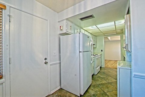 Copropriété à vendre à Orlando, Floride: 2 chambres, 115.94 m2 № 2142908 - photo 15