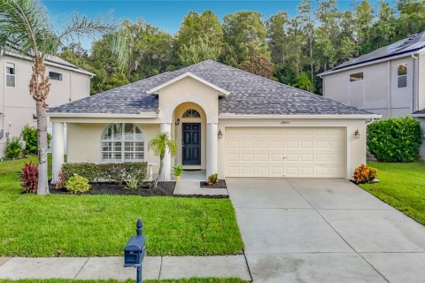 Casa en Land O' Lakes, Florida 4 dormitorios, 192.4 m2 № 2381345